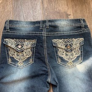 No Boundaries jeans